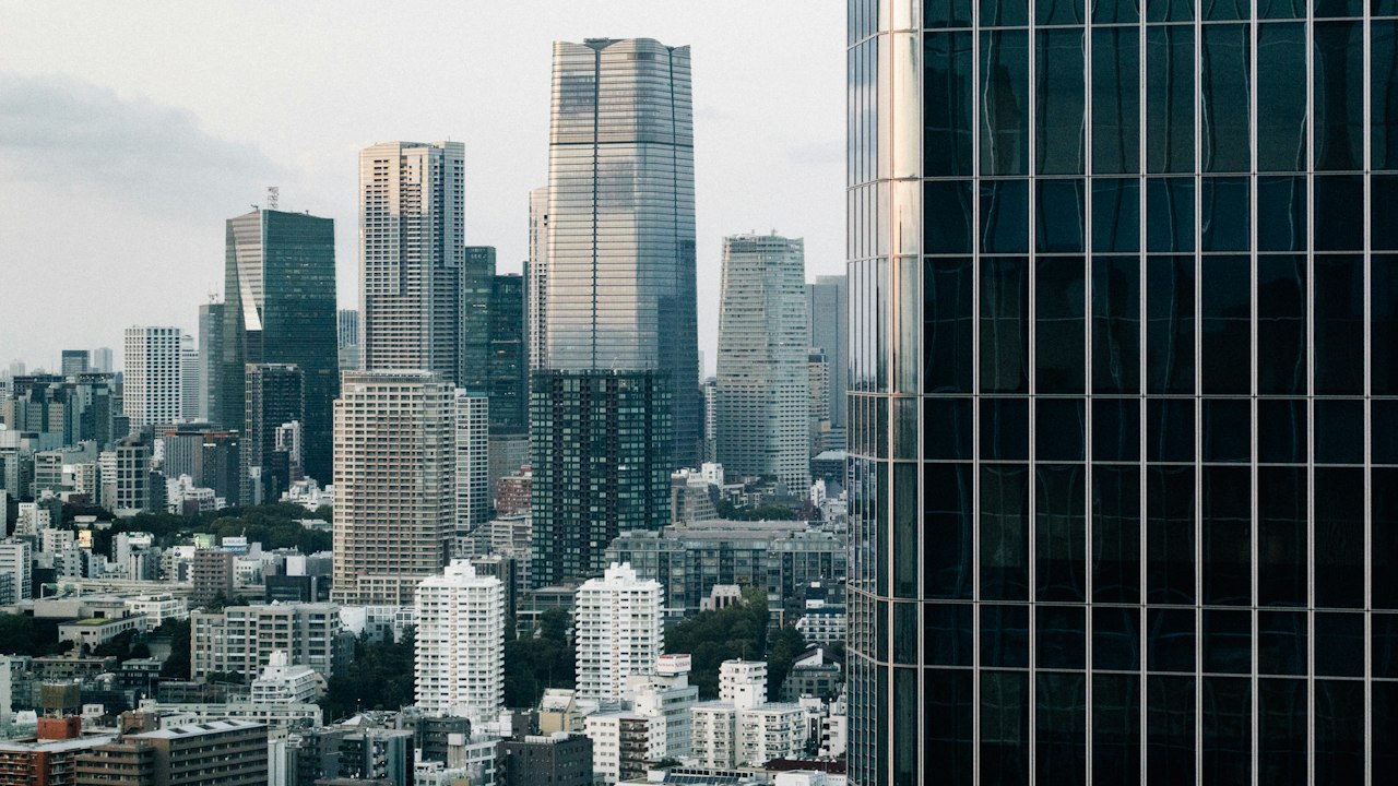 高層ビルが並ぶ金融街(イメージ)