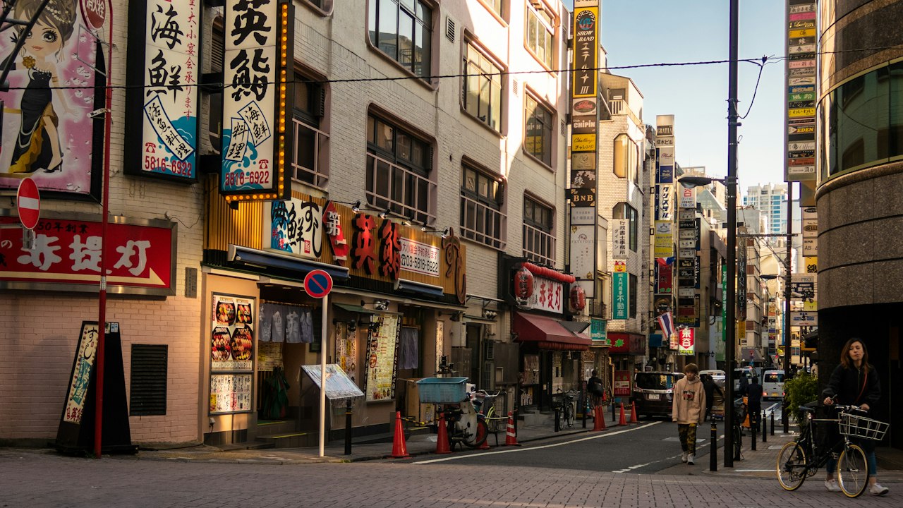 日本の街並み(イメージ)
