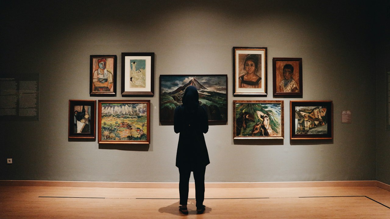 博物館の展示室(イメージ)